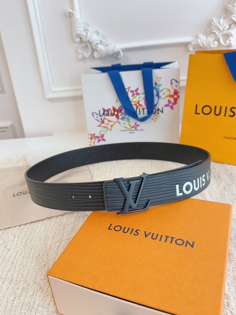 l0vis Vvtt0n belts